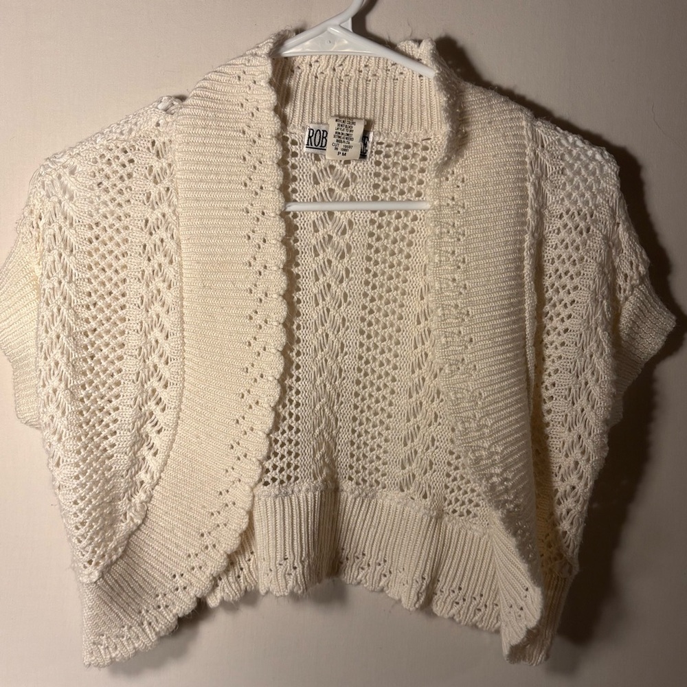 Robbie Bee Cream Knit Shrug